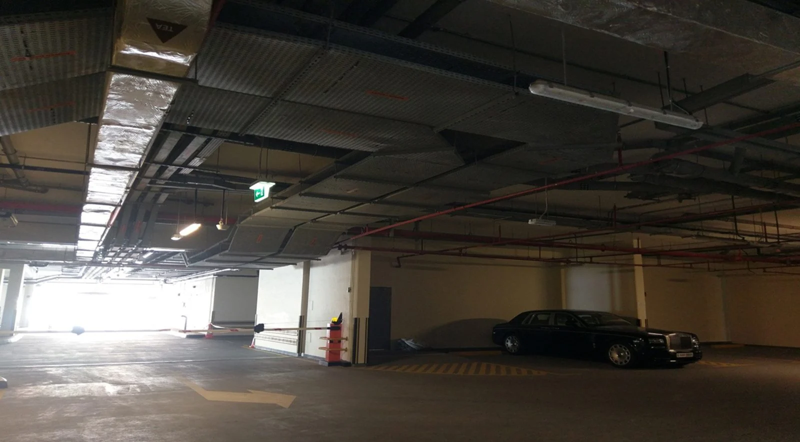Al Mulla Building — IZEC works