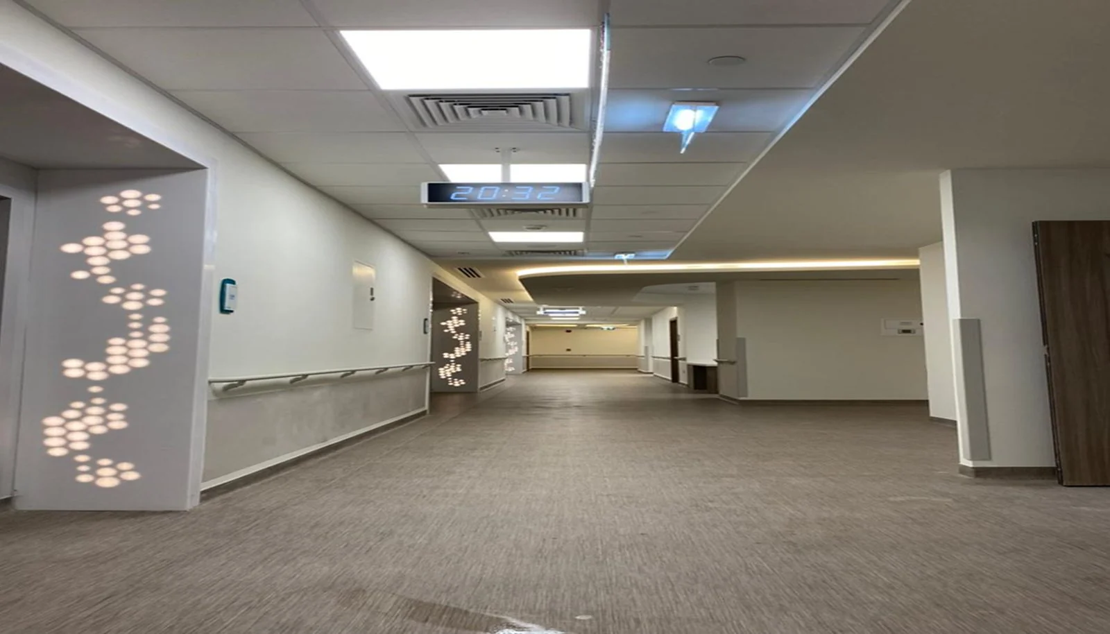 Danat Al Emarat Hospital — South Tower — IZEC works