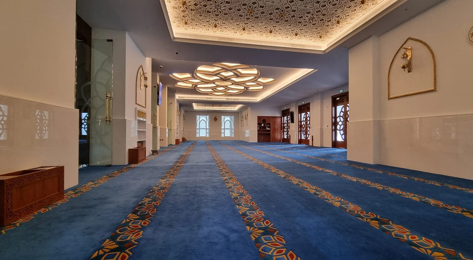 HH Sheikh Rashid Bin Mohammed Mosque — IZEC works
